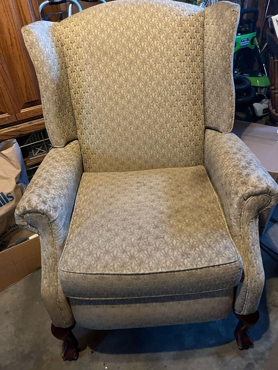 Chair it reclines for Free in Ringgold, GA | For Sale & Free — Nextdoor