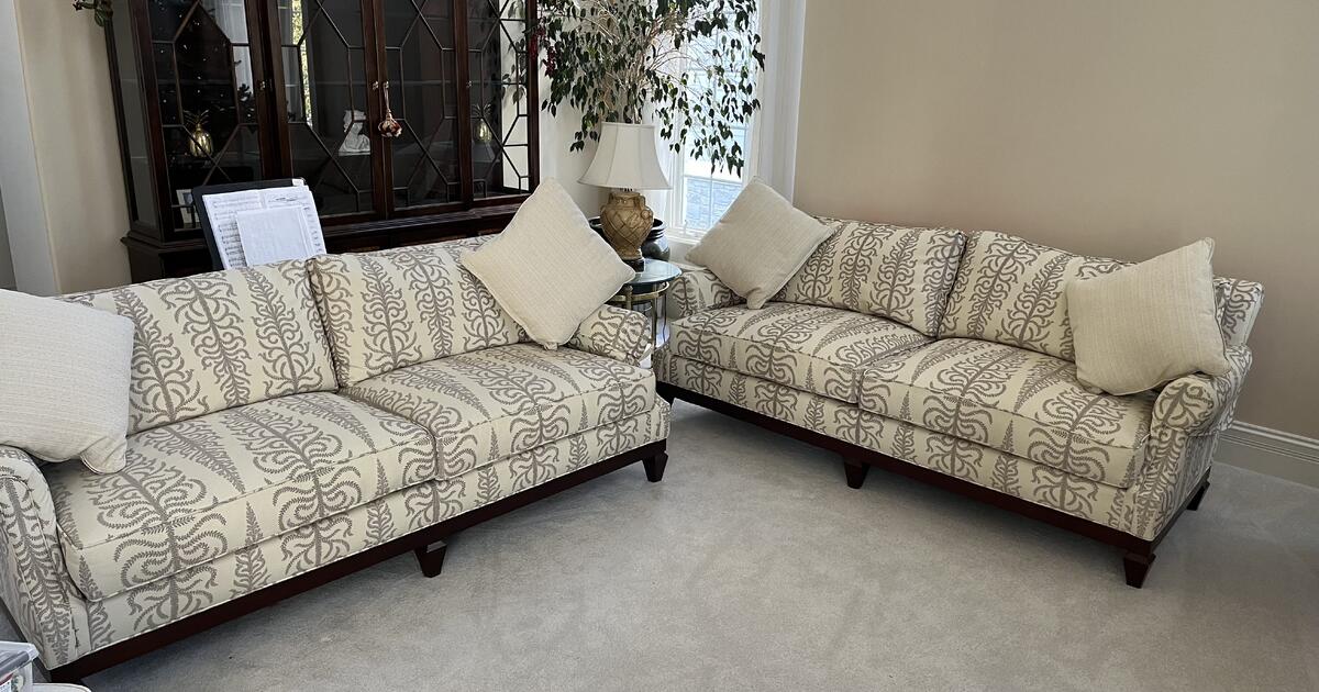 Sofas for 1750 in Carmel, IN For Sale & Free — Nextdoor