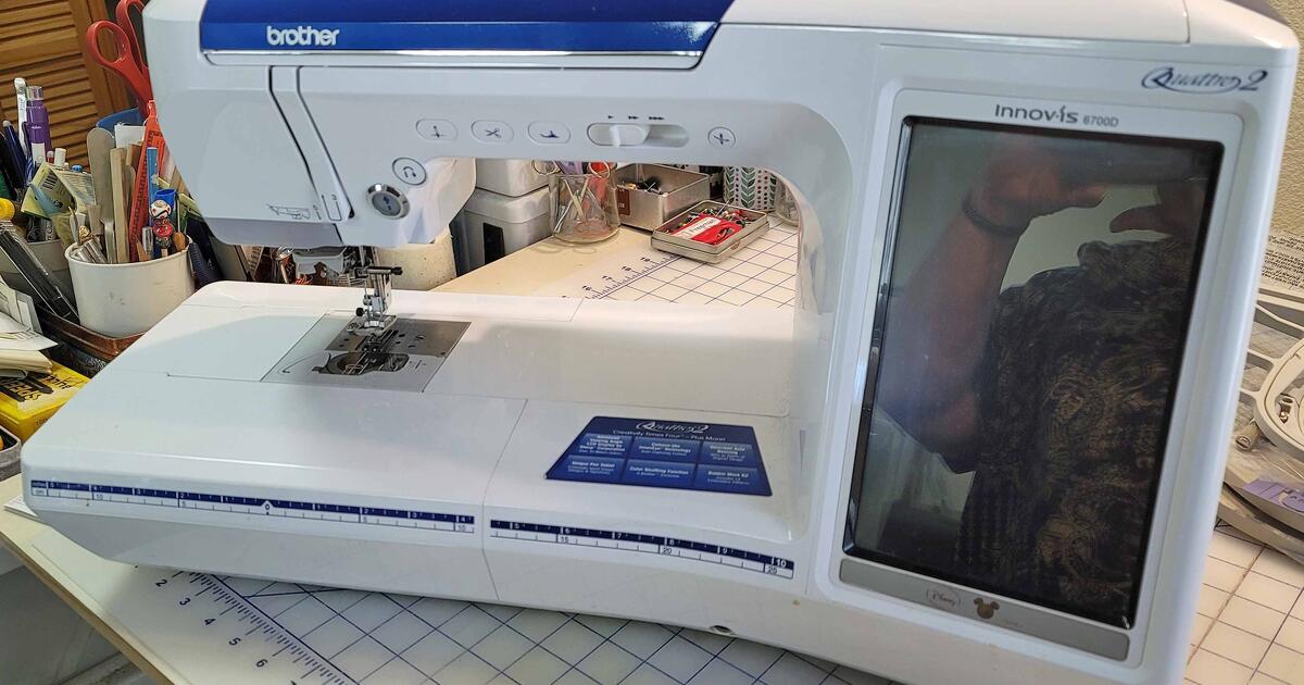 Brother Innovis 6700D Quattro 2 Embroidery/Sewing machine for 1000 in