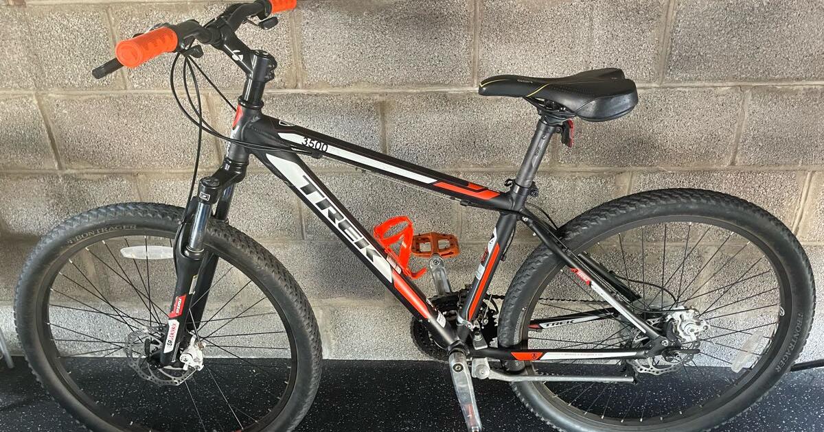 trek 3500 mountain bike 26 inch