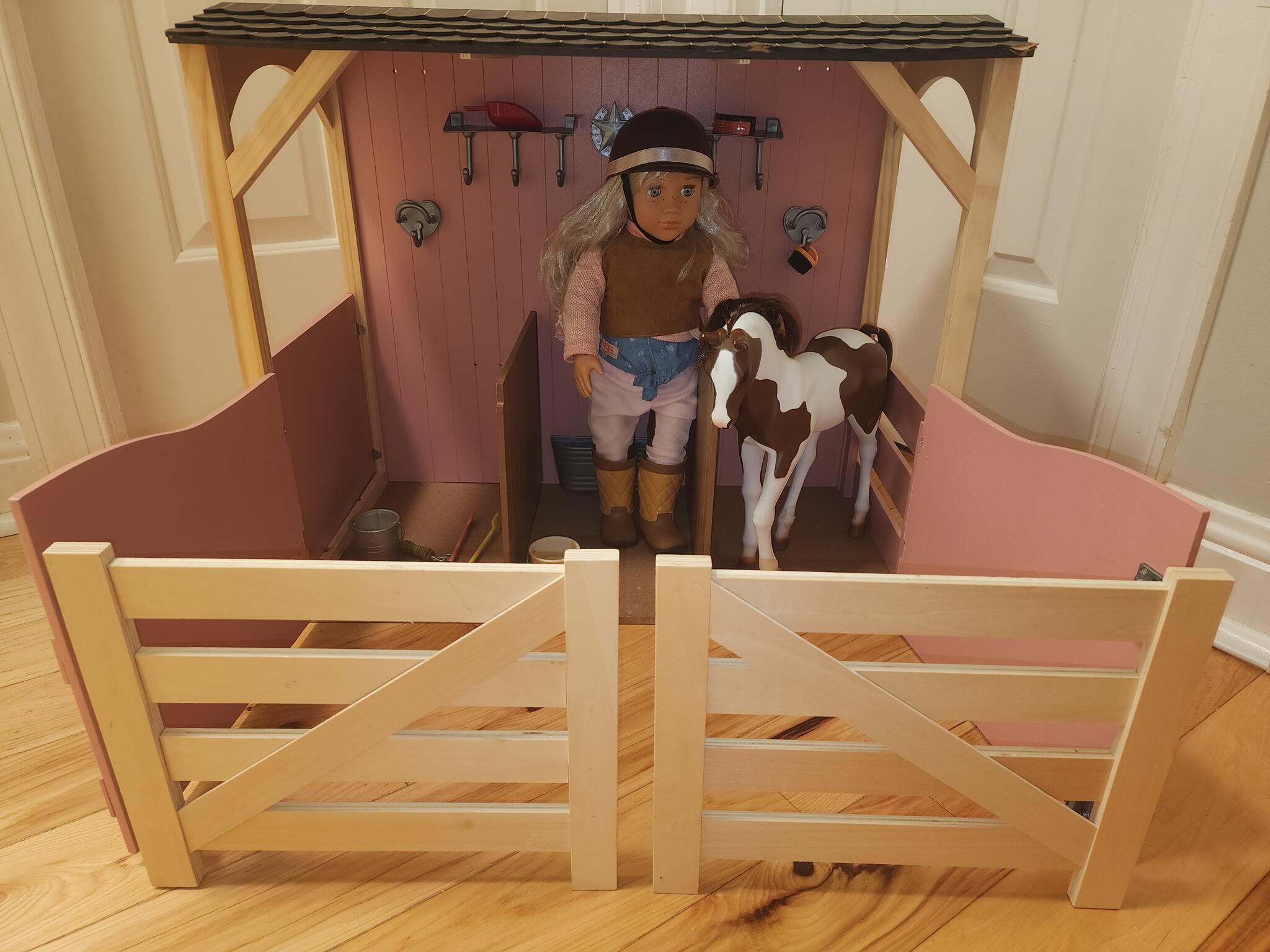 Doll Horse Stable Set