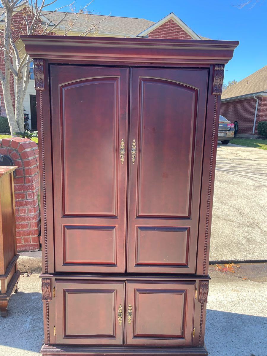 FREE armoire and shelf—SOLD for Free in Houston, TX For Sale & Free — Nextdoor