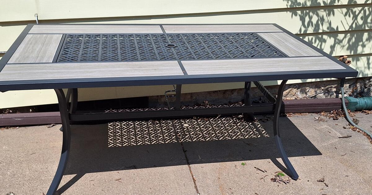 Patio Dining Table for 75 in Stillwater, MN For Sale & Free — Nextdoor