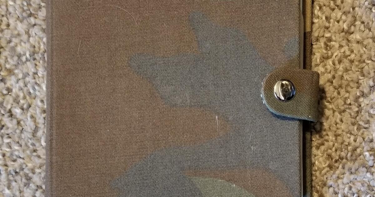 Camo CD Case for $5 in Thornton, CO | For Sale & Free — Nextdoor