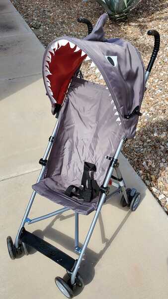 Shark sales umbrella stroller