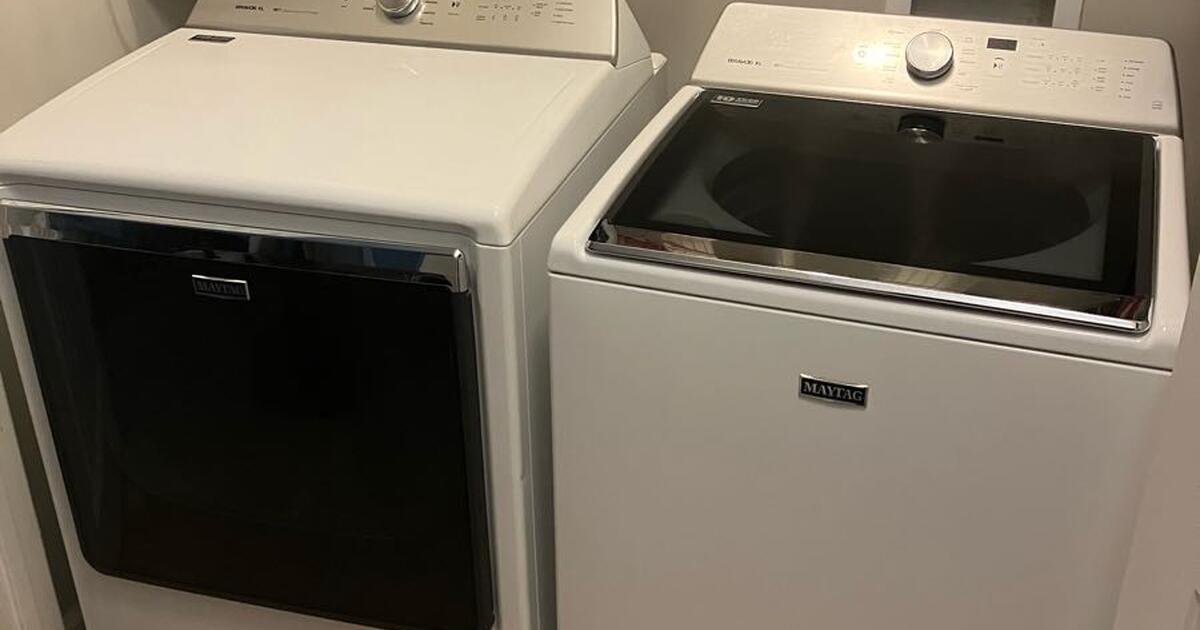Maytag bravos xl washer and dryer for 350 in Candler, NC Finds