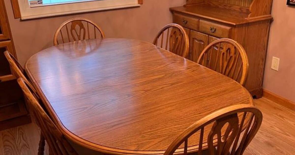 Cochrane oak dining room table set w/6 chairs, china for 500 in Getzville, NY For
