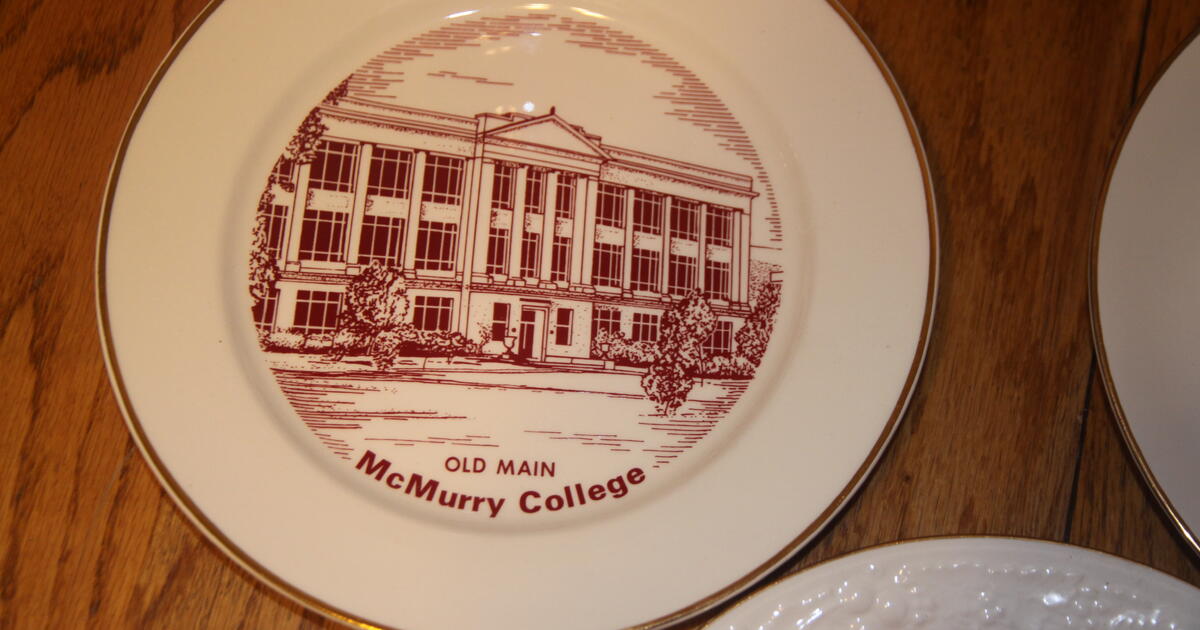 WANTED WORKING VHS PLAYER OR DIGITAL TO ANALOG CONVERTER FOR TV for 1