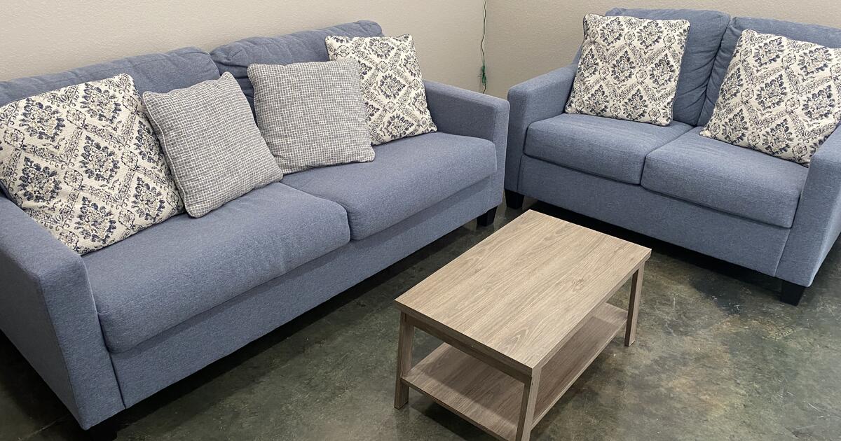 Couches, lamp for 300 in Topeka, KS For Sale & Free — Nextdoor