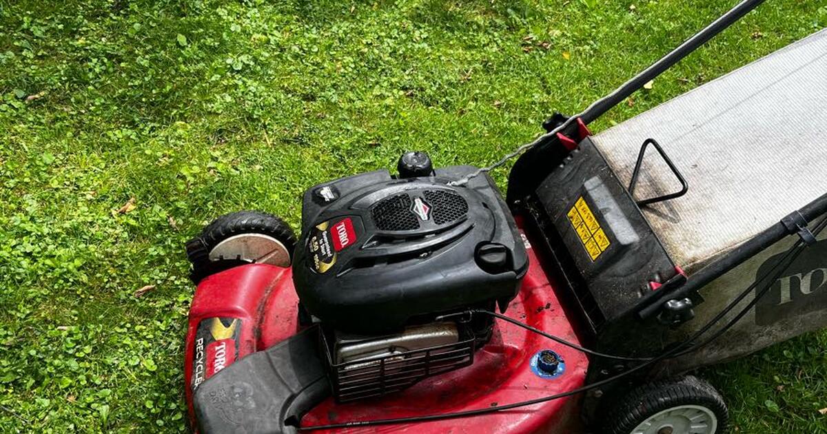 Toro lawn mower for Free in Bolton, MA For Sale & Free — Nextdoor