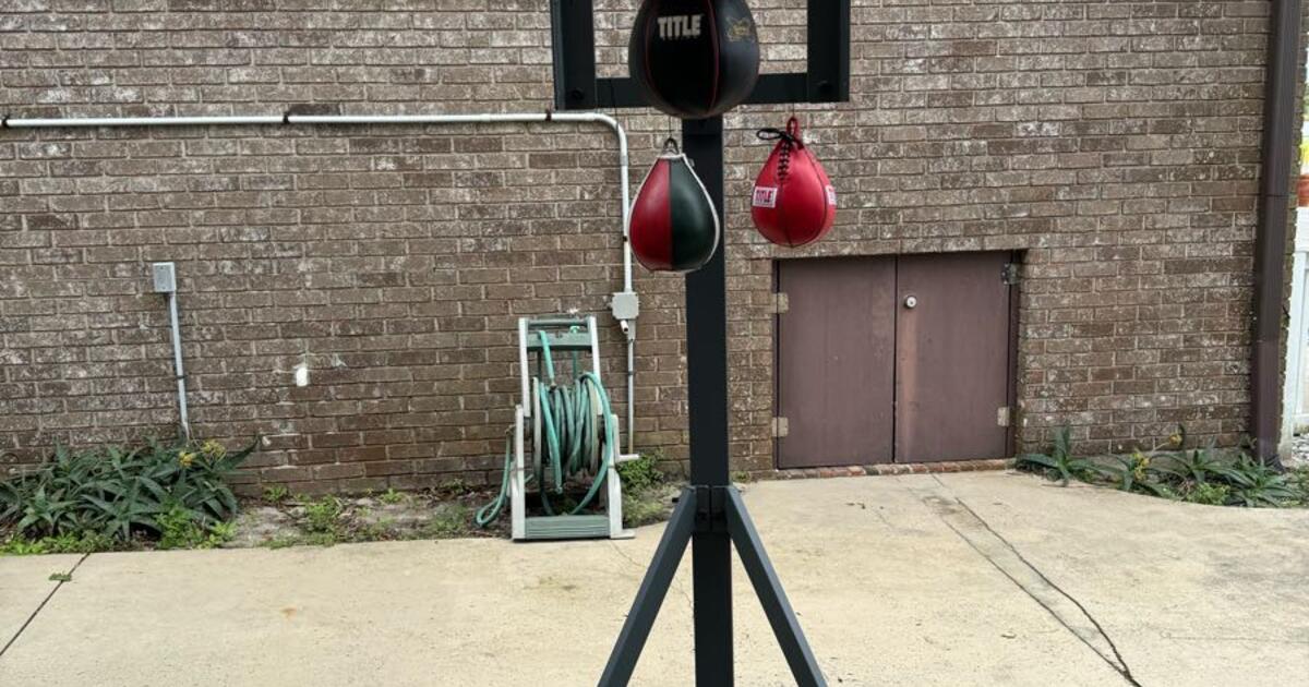 XMark speed bag platform for 400 in Ormond Beach, FL For Sale & Free