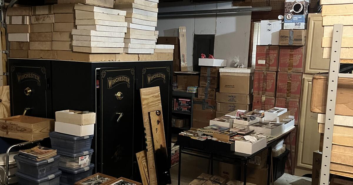 1 Million Baseball, football, basketball, sports trading cards