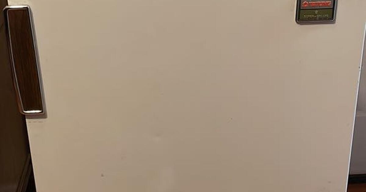 Dorm size refrigerator for sale works great for 35 in Topeka, KS For