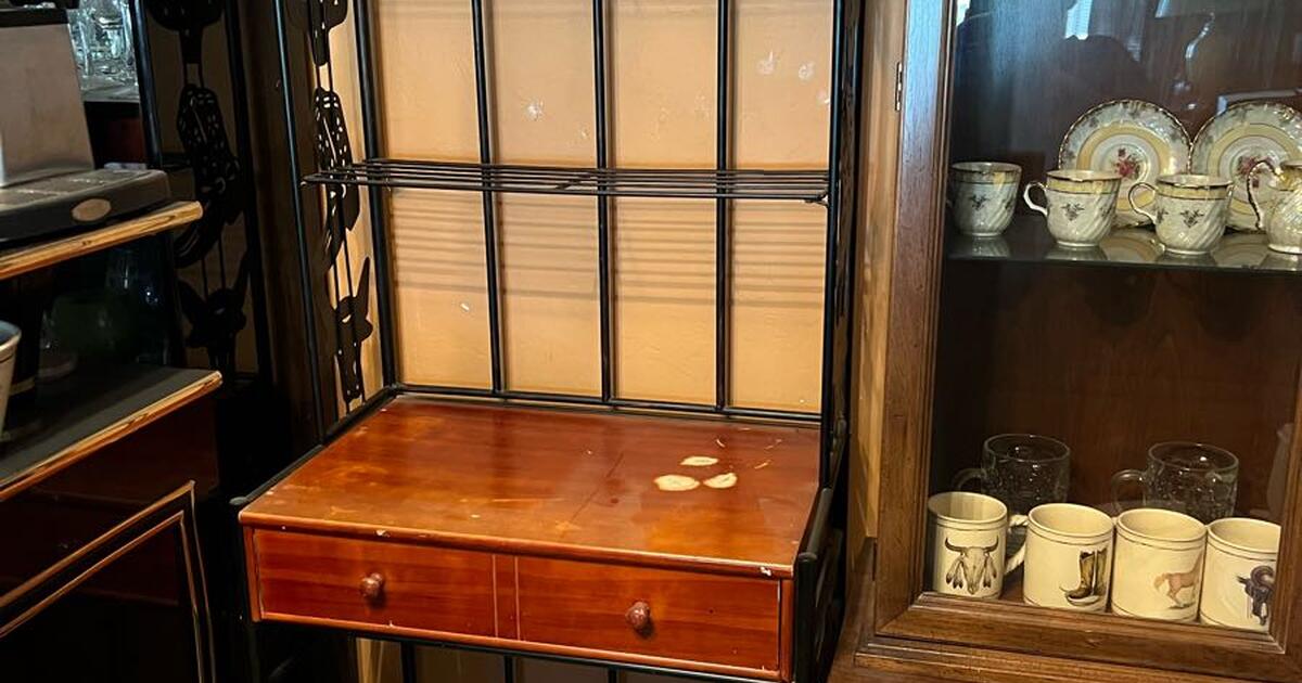 Baker’s Rack for 25 in Tucson, AZ Finds — Nextdoor