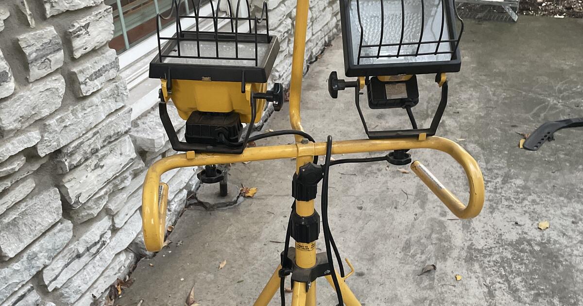 Shop Lamp for Free in Indianapolis, IN For Sale & Free — Nextdoor