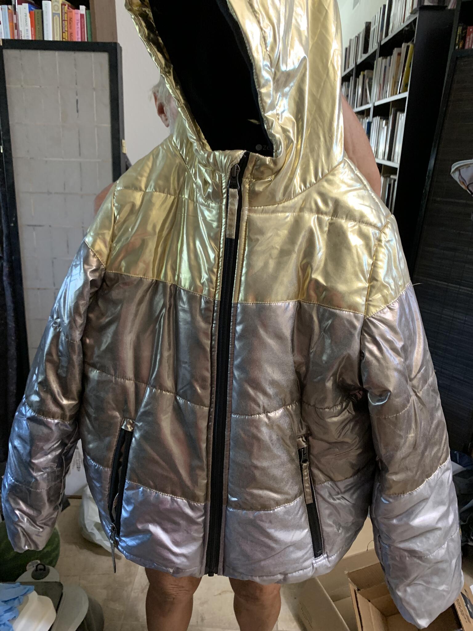 Zella large 1012 children’s snow jacket parka metallic colors excellent condition for 15 in