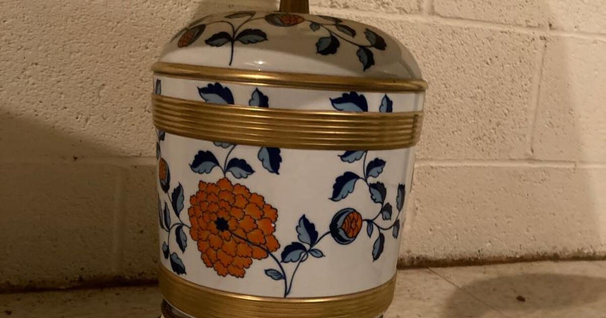 Free antique lamp, not working for Free in Potomac, MD Finds — Nextdoor