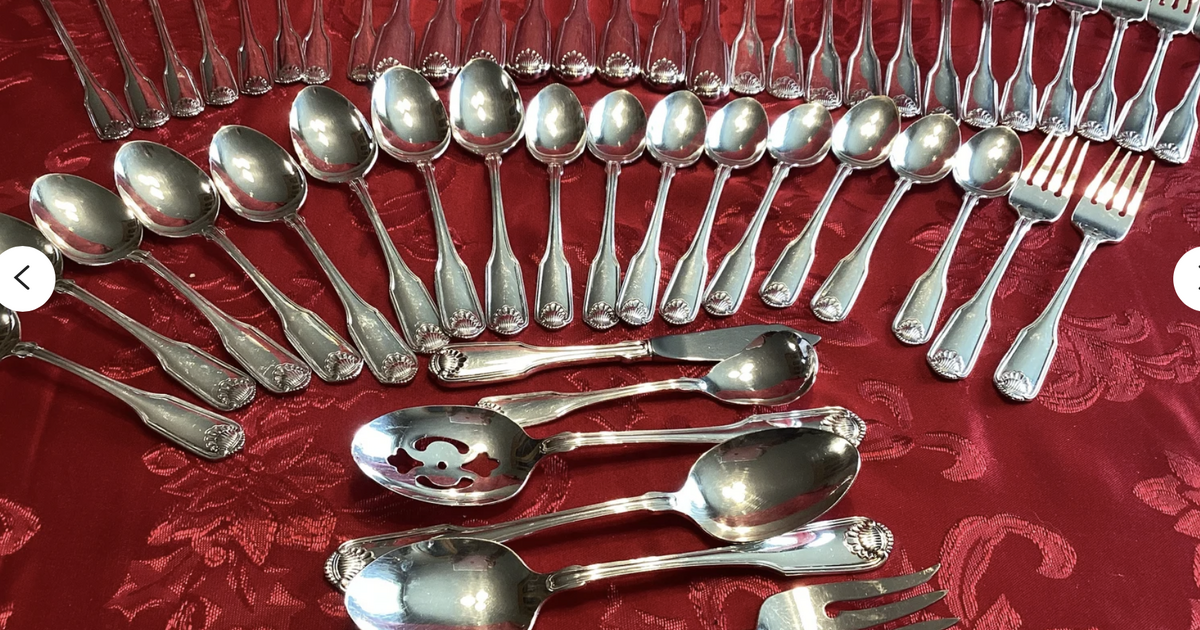 ONEIDA SILVERWARE SET for 50 in The Villages, FL For Sale & Free