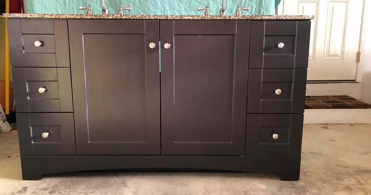 60” vanity for 500 in Cincinnati, OH Finds — Nextdoor
