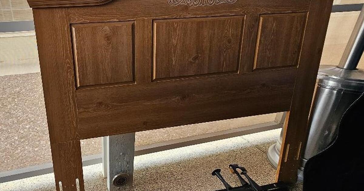 Queen Bed Head Board and frame for 70 in Casa Grande, AZ For Sale & Free — Nextdoor