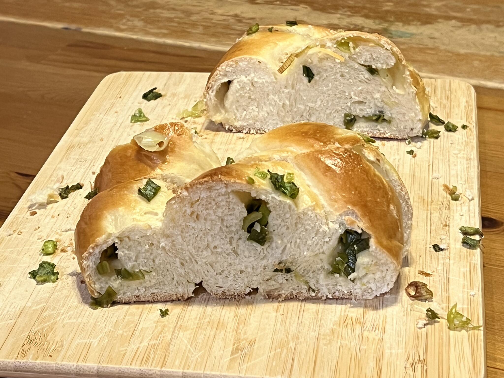Sliced Scallion Bread