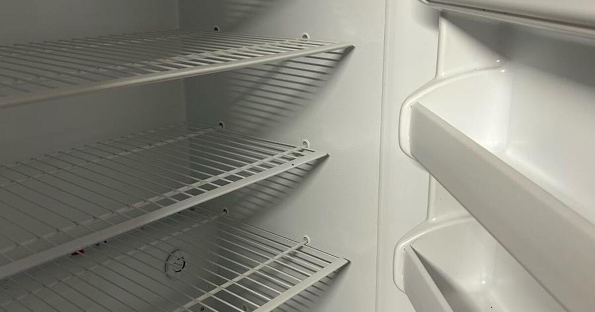 Free Upright Freezer for Free in Dothan, AL For Sale & Free — Nextdoor