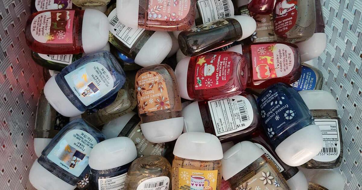62 Bath & Body Works Hand Sanitizers for 40 in Kenosha, WI For Sale