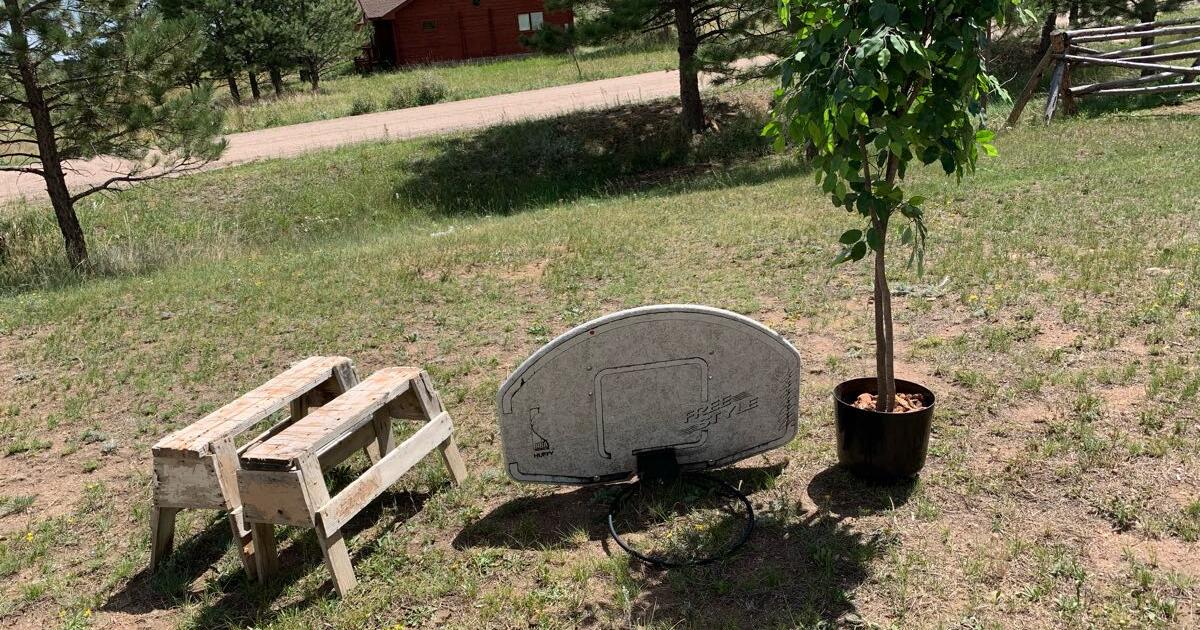 Garage sale left overs! for Free in Livermore, CO Finds — Nextdoor