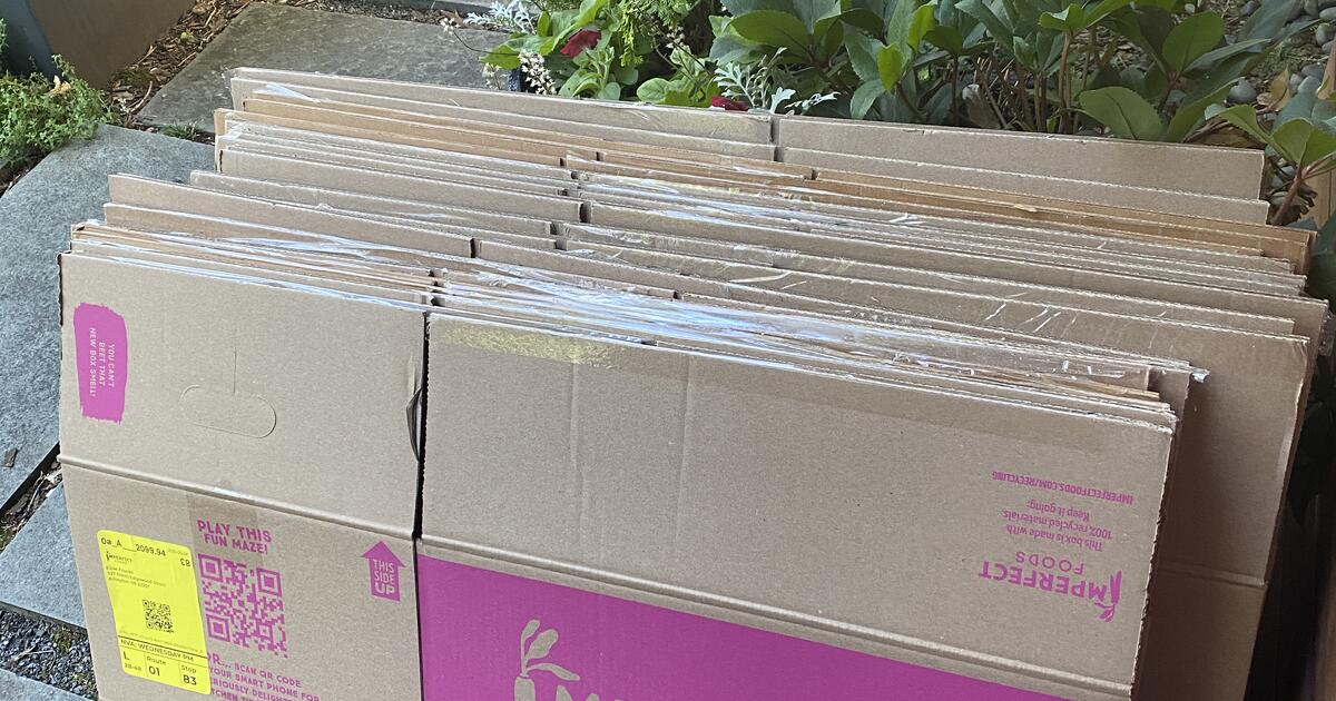 FREE, first comefirst serve 20 clean Grocery Delivery Boxes good for