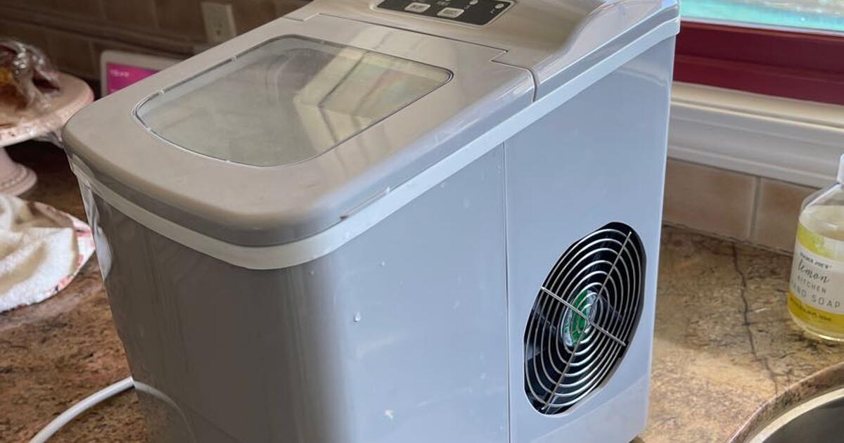 Countertop Ice Maker for $30 in Santa Rosa Valley CA For Sale Free Countertop Ice Maker for $30 in Santa Rosa Valley CA For Sale Free