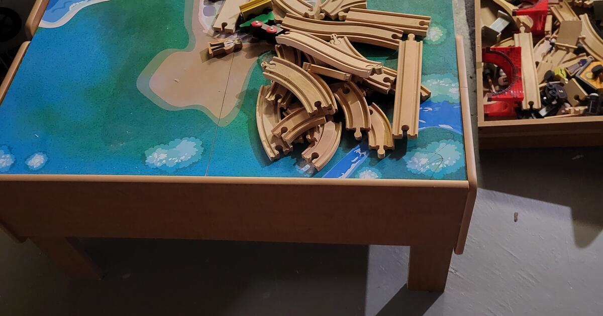 Toy train table free for Free in Downers Grove, IL For Sale & Free — Nextdoor