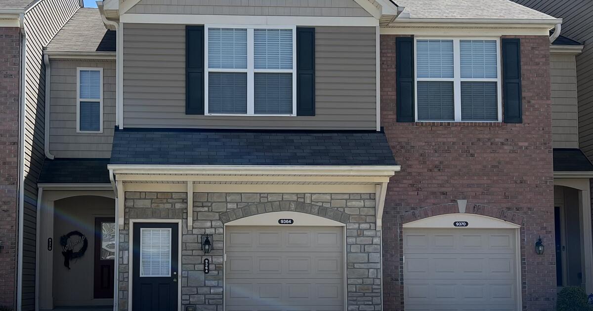 Condo for Sale 9370 Bridgecreek Drive Springfield, Twp. 45231 for