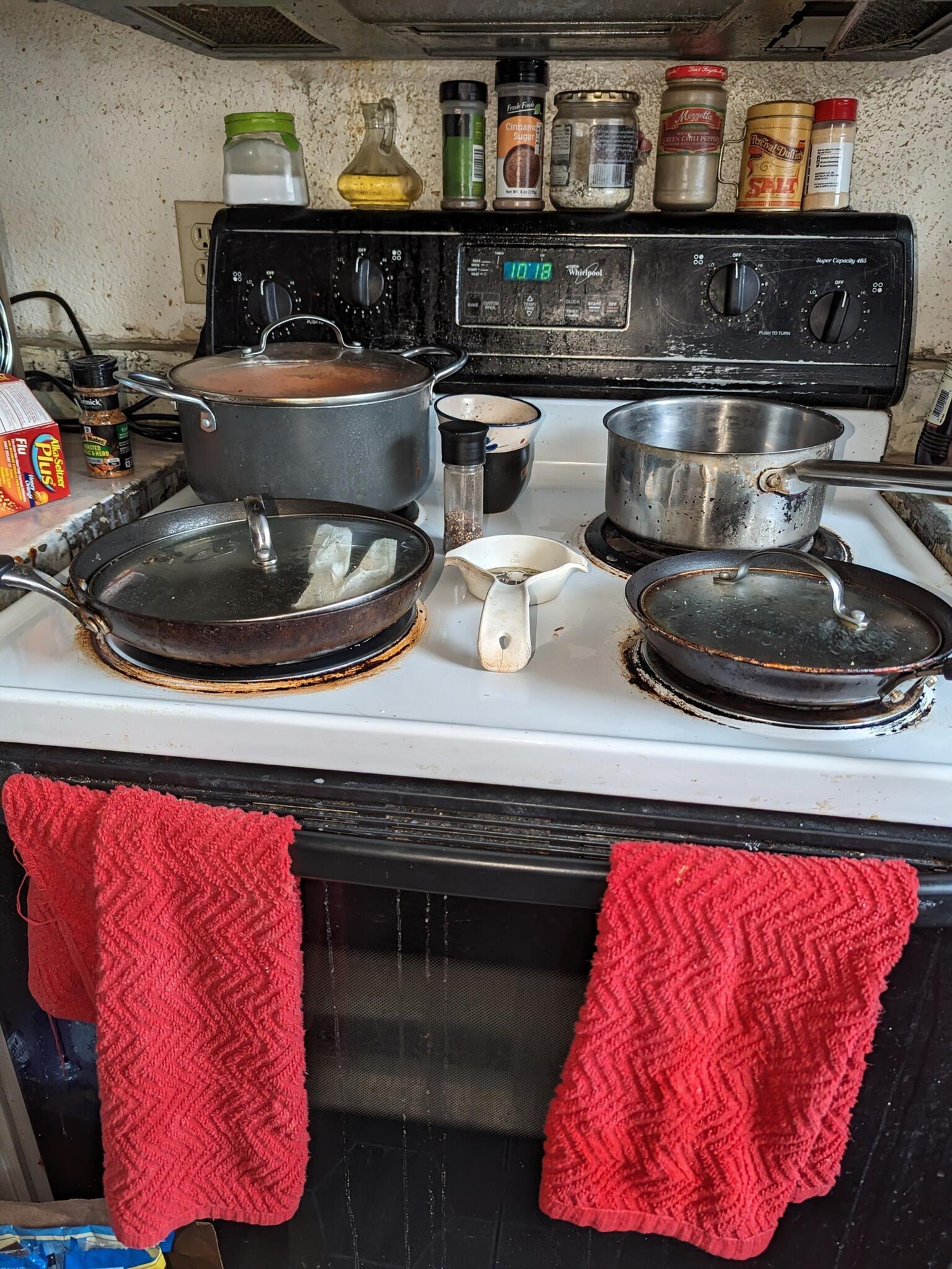 Whirlpool Electric Range for Free in Gilbert, AZ For Sale & Free