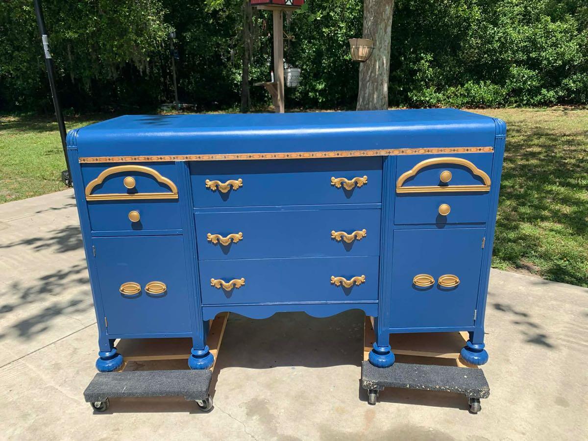 VINTAGE REFINISHED) Royal Blue And Gold 7 DRAWER DRESSER OBO For $300 In  Homosassa, FL | For Sale & Free  Nextdoor