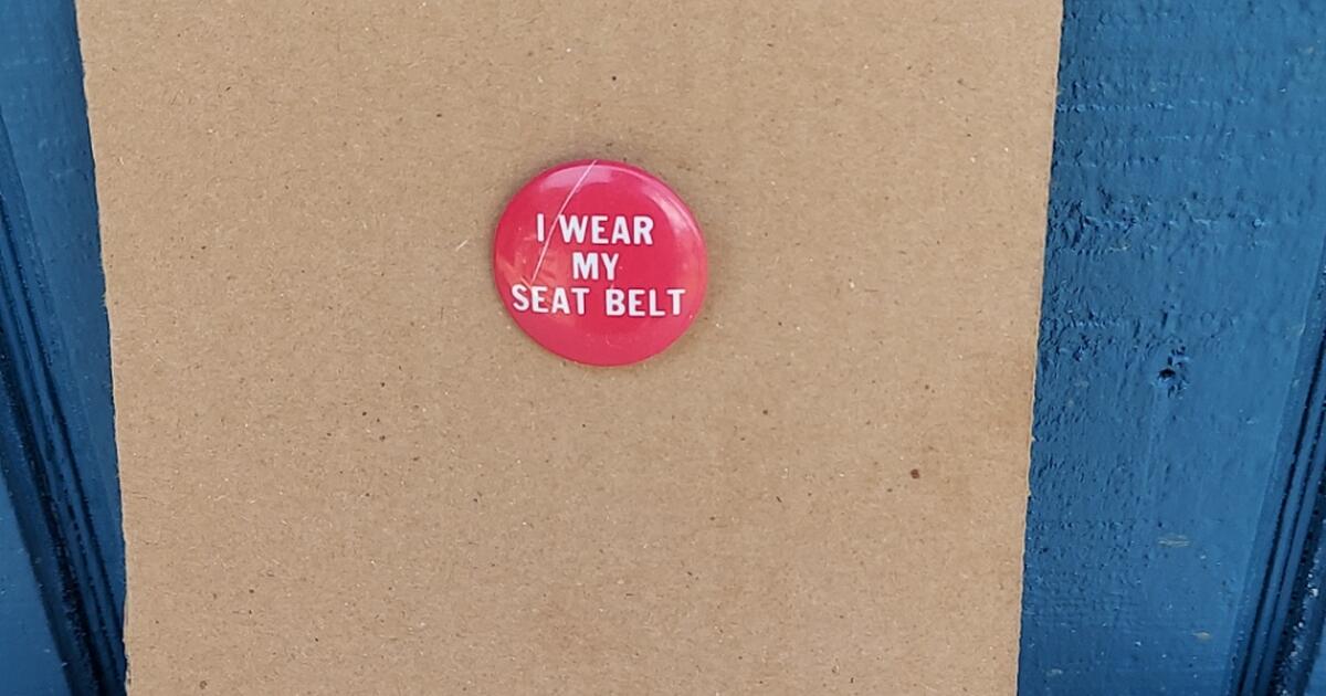 1980s Safety Pin back Button For 1 In Springfield IL For Sale 1980s-safety-pin-back-button-for-1-in-springfield-il-for-sale