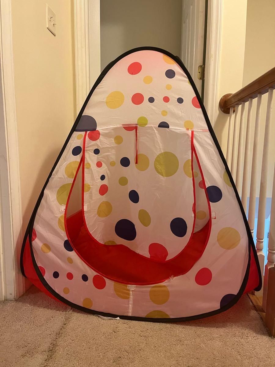 Polka Dot Play Tent