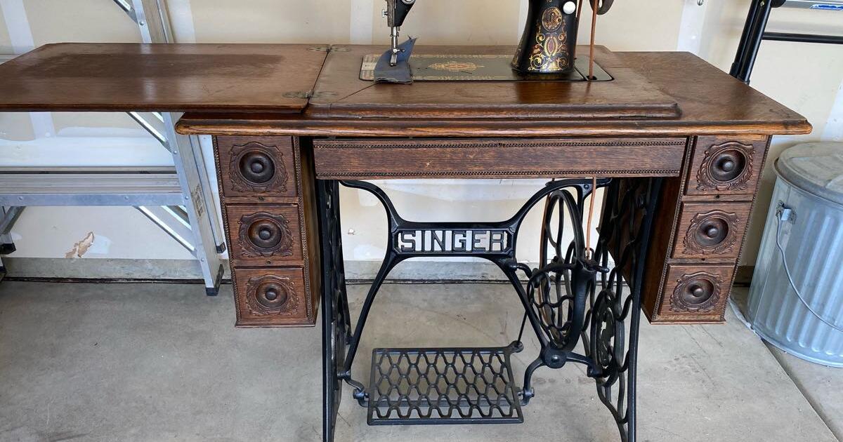 Singer Sewing Machine for 195 in Fresno, CA For Sale & Free — Nextdoor