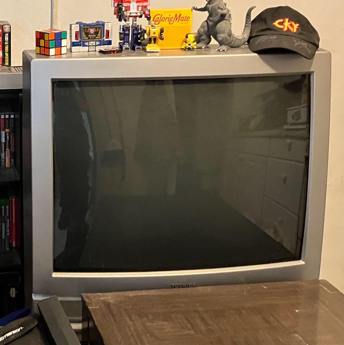 Toshiba 32A33 CRT Television for Free in North Myrtle Beach, SC For