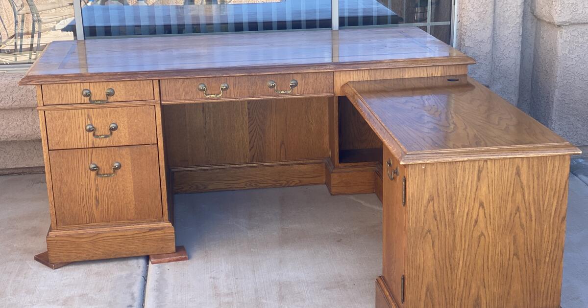 Free Wood Desk and matching file for Free in Lake Havasu City