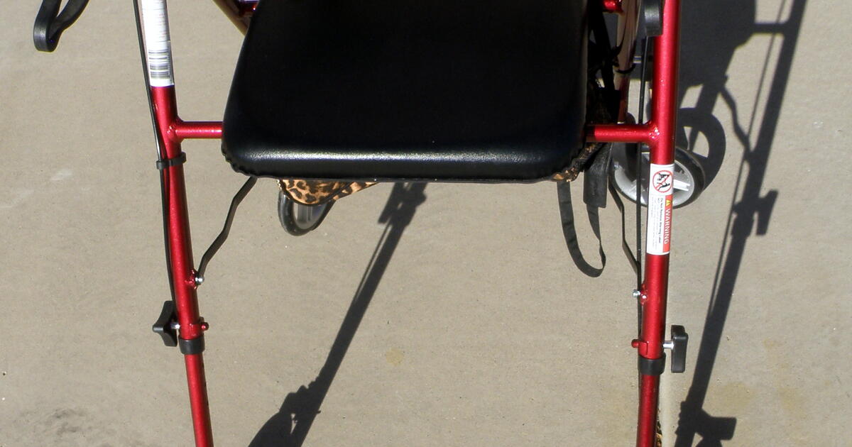 Ultralight Freedom Rolling Walker for 25 in Buckeye, AZ For Sale