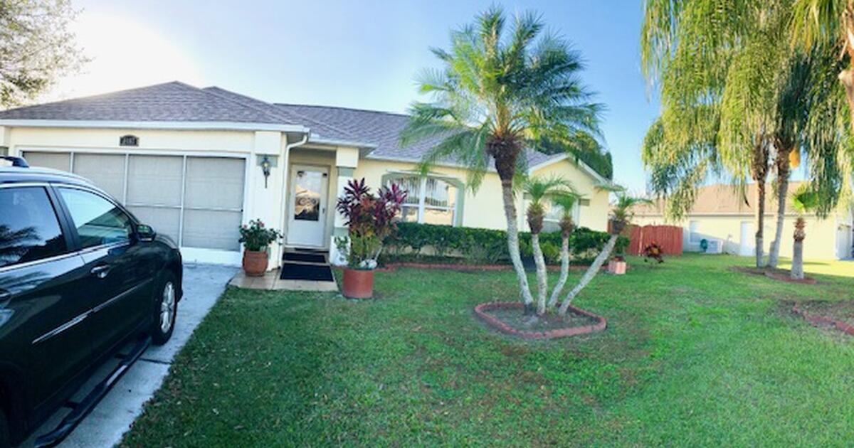 Home for sale in windmill point estate 4x2 from your neighborhood