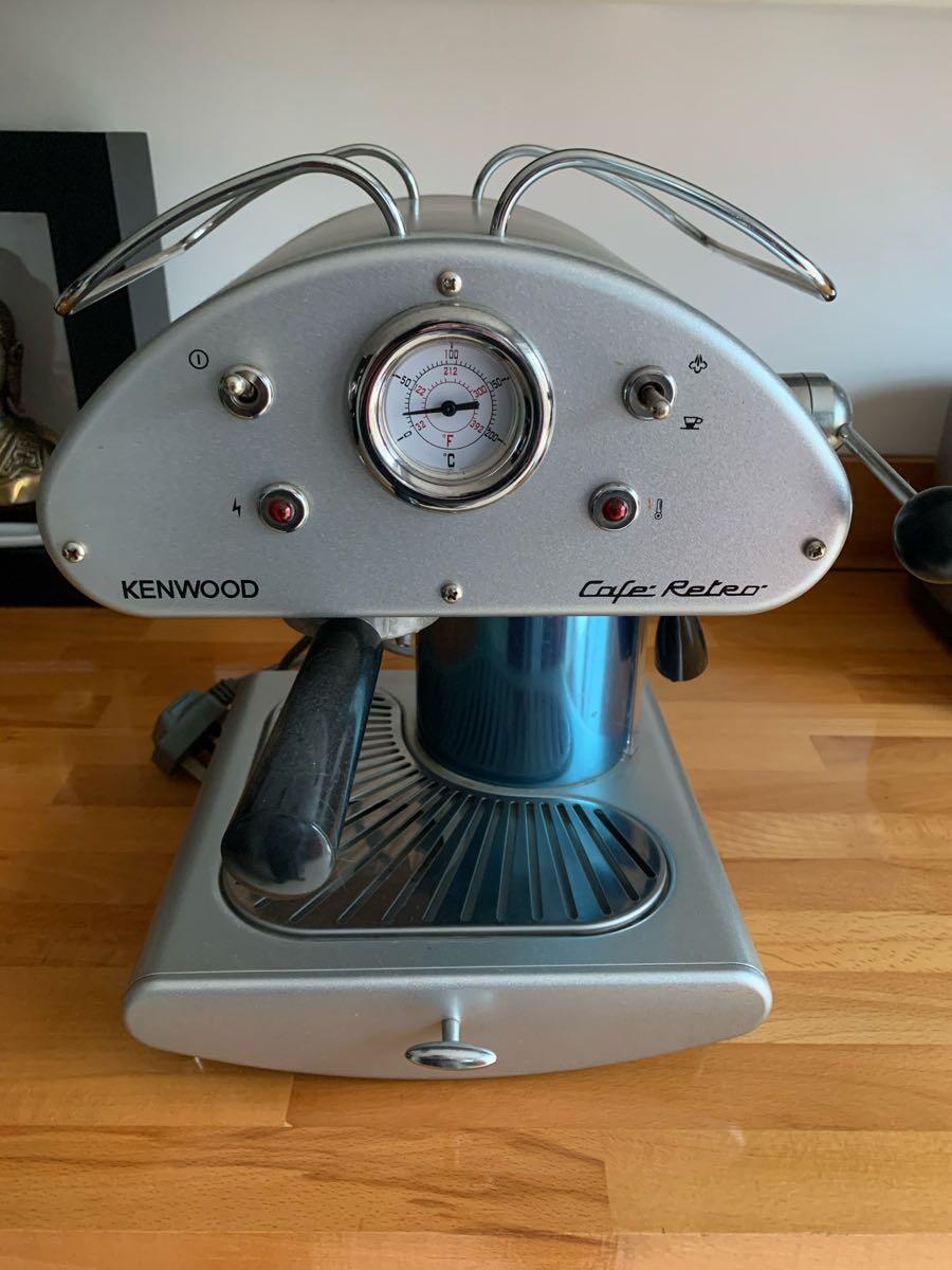 kenwood cafe retro