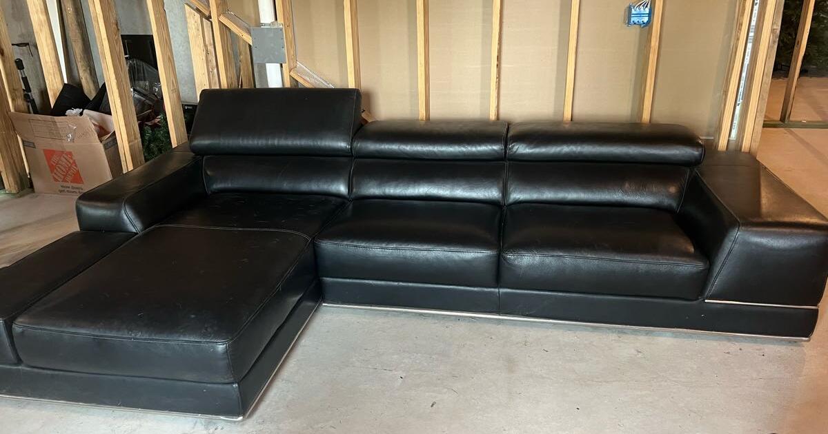 Black Couch for 500 in Flowery Branch, GA Finds — Nextdoor
