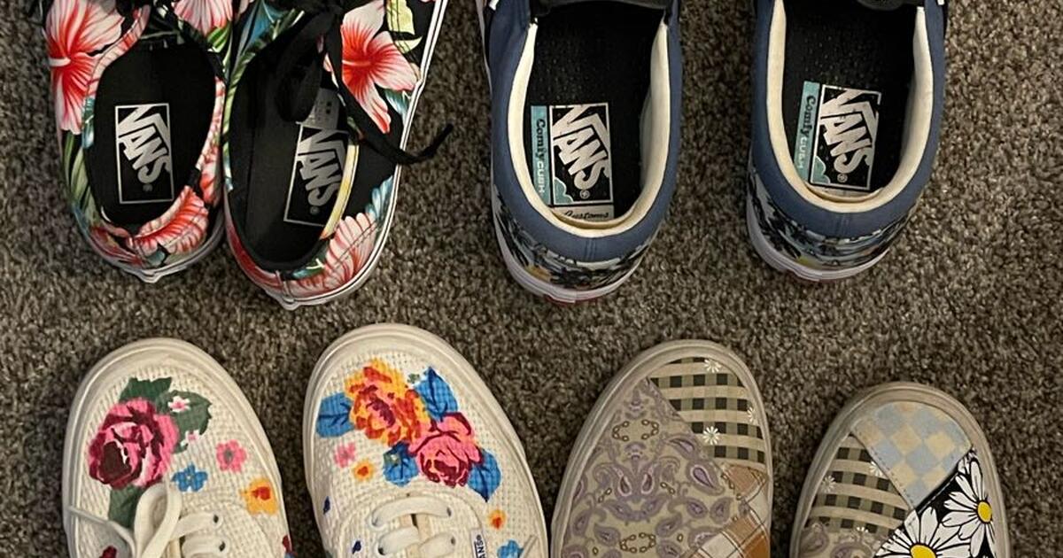 4 Pair Women’s Vans for 45 in Wichita, KS For Sale & Free — Nextdoor