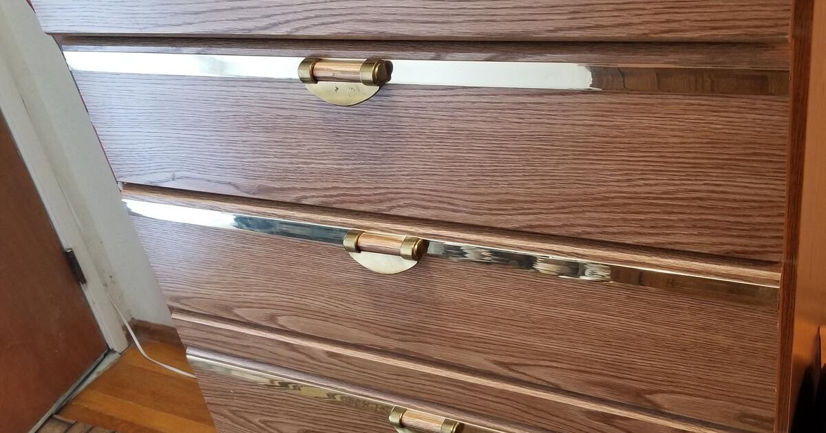 Dresser for 40 in Sacramento, CA Finds — Nextdoor