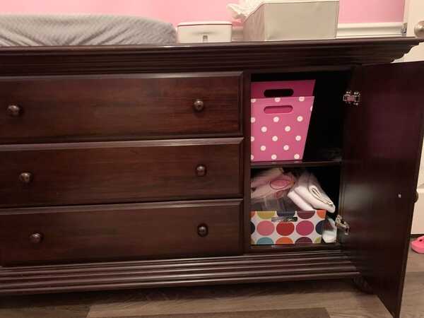 Nursery Furniture Munire Newport Convertible Con Dresser
