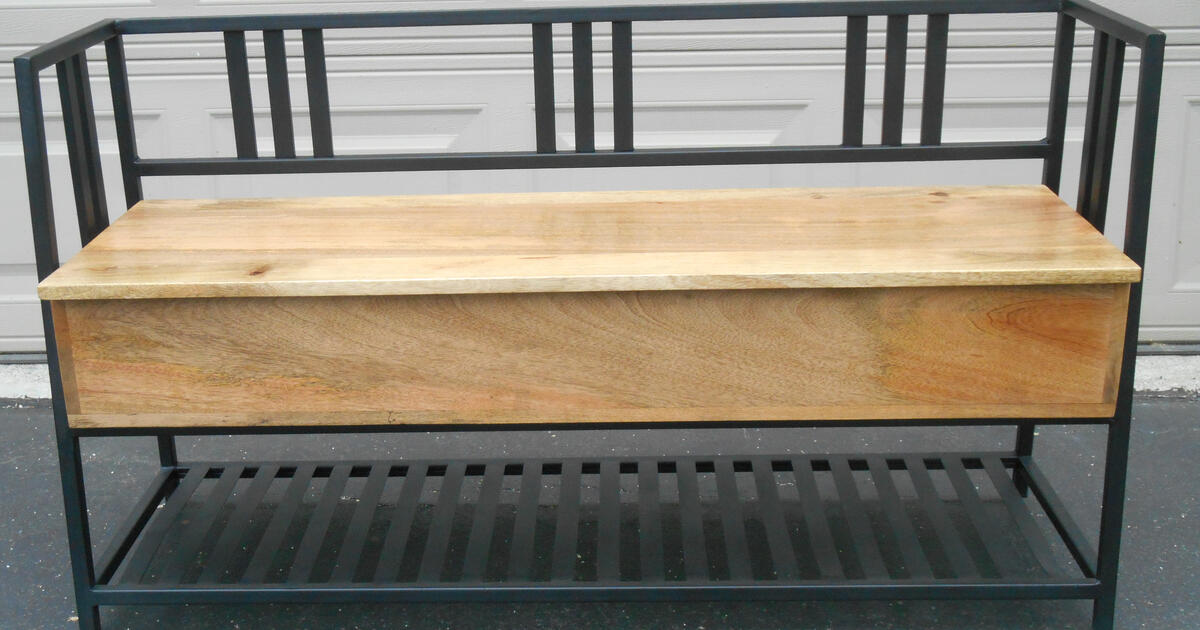 Storage Bench Malta Exit 11 for 110 in Ballston Lake, NY Finds