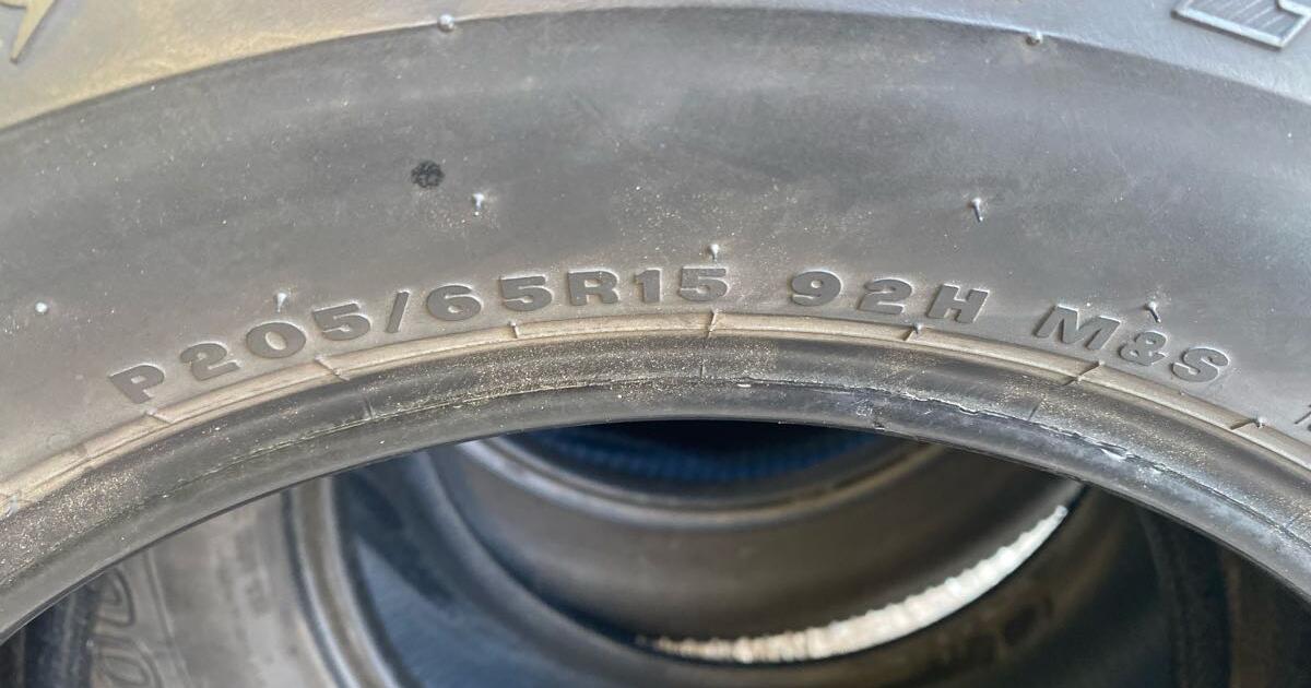 Vehicle tires a few sizes for 30 in Huntington Beach, CA For Sale