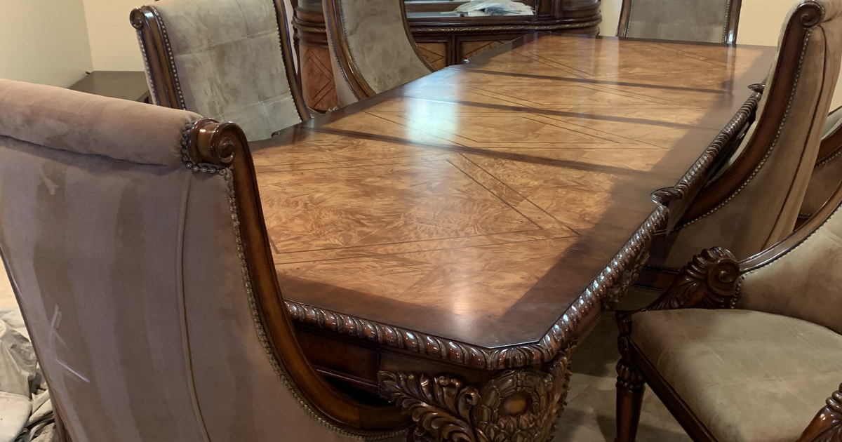 Beautiful Dining Table Chairs Hutch For 1300 In Albuquerque NM beautiful-dining-table-chairs-hutch-for-1300-in-albuquerque-nm