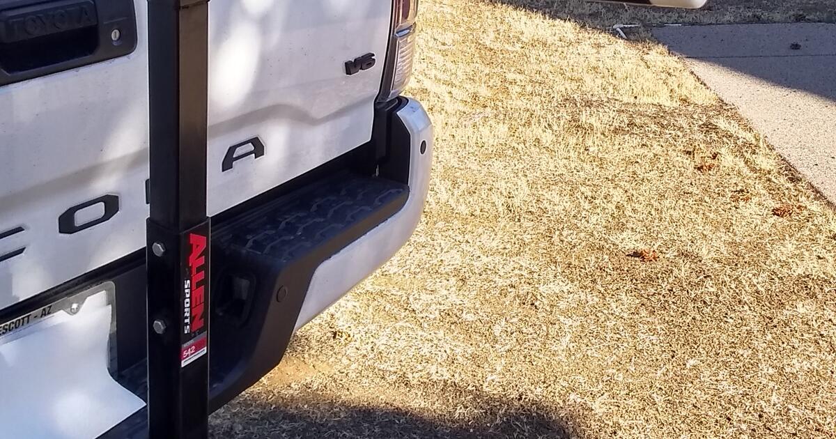 Allen Sports Deluxe 4Bicycle Hitch Carrier, 542RR for 20 in Prescott